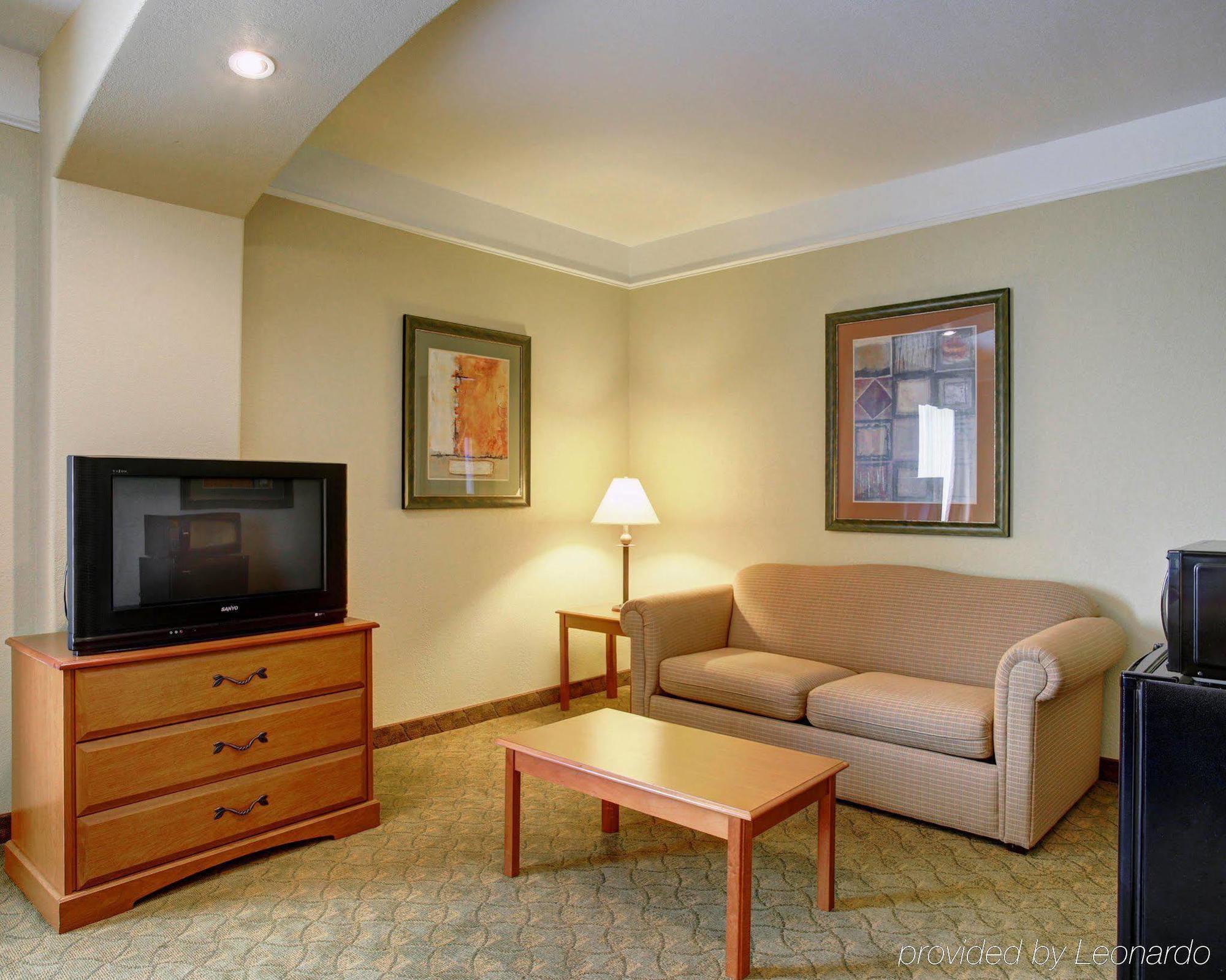 Americinn By Wyndham New Braunfels Exterior photo