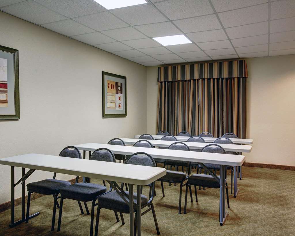 Americinn By Wyndham New Braunfels Facilities photo