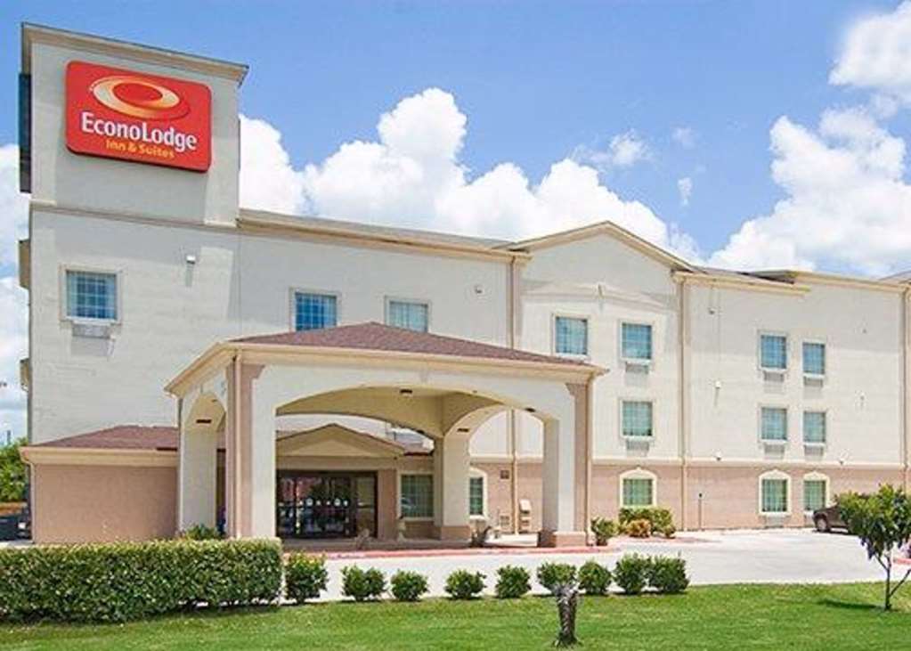 Americinn By Wyndham New Braunfels Exterior photo